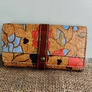 Patricia Nash Tan Floral Leather Wallet